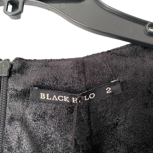 Black Halo Crushed Velvet Square Neck NWTs size 2 Sheath Straight Dress - Picture 3 of 8